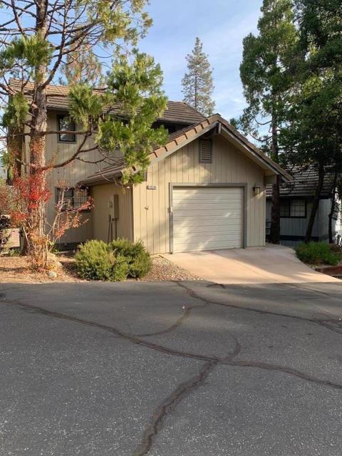 40586 Saddleback Road, Bass Lake CA: https://media.crmls.org/mediaz/1ace29b2-f2cb-4b8f-940a-3342c2f8e01b.jpg