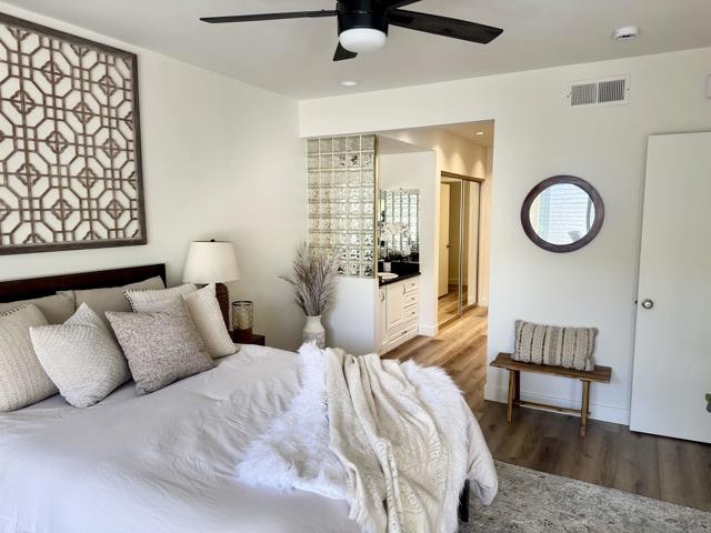 7019 Estrella De Mar Road, Carlsbad CA: https://media.crmls.org/mediaz/1aced1bb-d4eb-4495-8b1d-47ff8c5e51f5.jpg