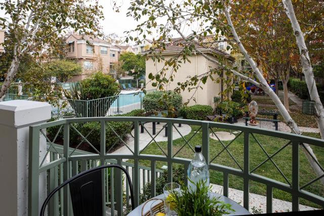 143 Frederick Court, Mountain View CA: https://media.crmls.org/mediaz/1acedaae-bd57-4711-8133-360187327932.jpg