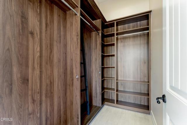3143 E Sierra Madre Boulevard, Pasadena CA: https://media.crmls.org/mediaz/1aceef6d-6a61-46ff-9a8c-33256d420bbf.jpg