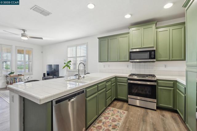 Image 6 of 16 For 2511 Aimonetti Ave