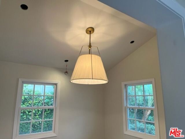 1843 19th Street, Santa Monica CA: https://media.crmls.org/mediaz/1acf6f1b-8c07-46c5-bb12-f81bc9fee7c4.jpg