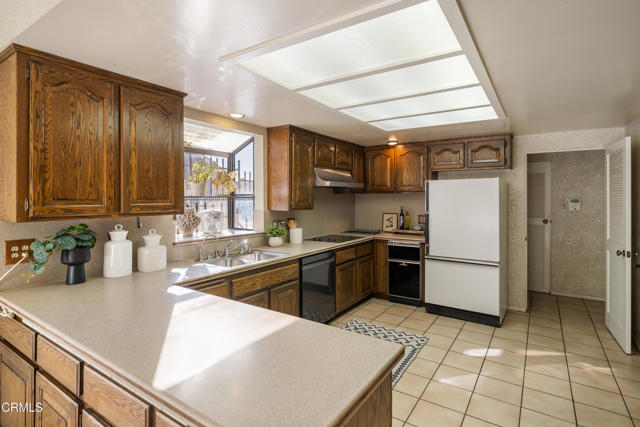 Detail Gallery Image 24 of 52 For 1400 Valley View Rd #1,  Glendale,  CA 91202 - 4 Beds | 3/1 Baths