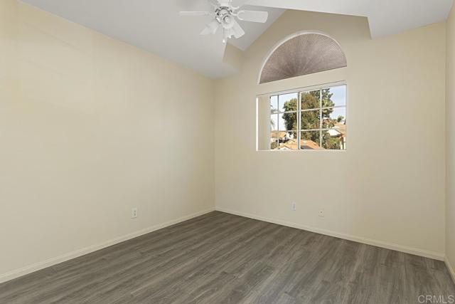 Detail Gallery Image 23 of 39 For 1439 Genoa Drive, Vista,  CA 92081 - 3 Beds | 2/1 Baths