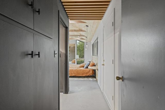 43002 Arroyo Seco Road, Soledad CA: https://media.crmls.org/mediaz/1ad16b8e-66cf-4686-9d04-30731ccea7b7.jpg