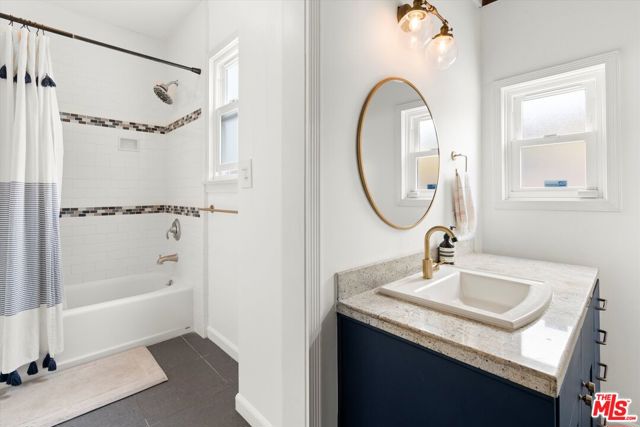 2451 Oregon Avenue, Long Beach, California 90806, 3 Bedrooms Bedrooms, ,2 BathroomsBathrooms,Single Family Residence,For Sale,Oregon,25603157