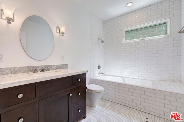ensuite bathroom for bedroom #1