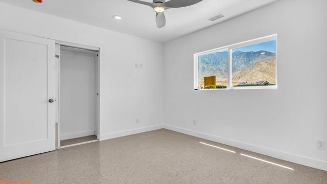 567 W Sunview Avenue, Palm Springs CA: https://media.crmls.org/mediaz/1ad2c727-4637-45ed-9c59-864b4c39fa51.jpg