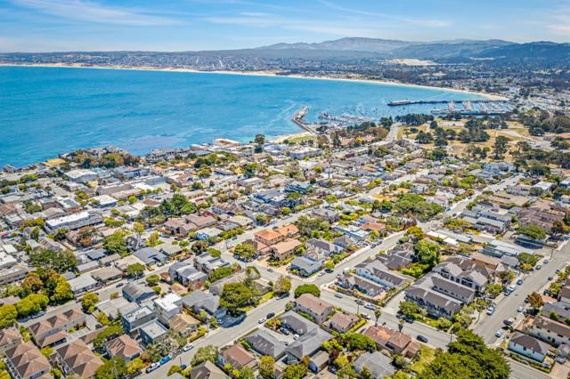 620624 Mcclellan Avenue, Monterey CA: https://media.crmls.org/mediaz/1ad3a177-dfd8-40c5-b120-a3f02fb1b726.jpg