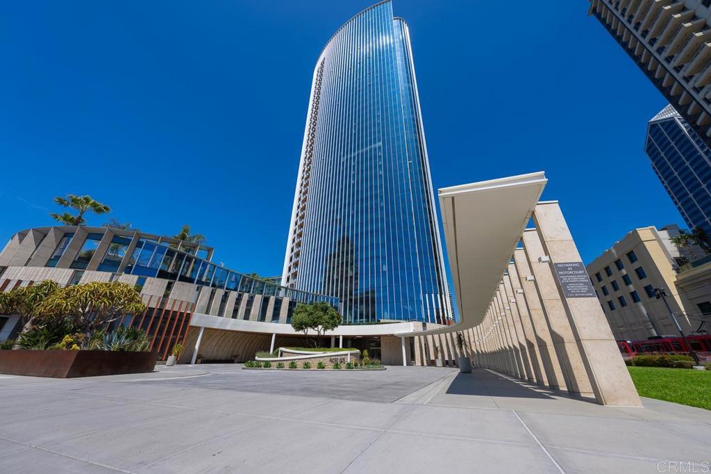 888 E Street - photo 2
