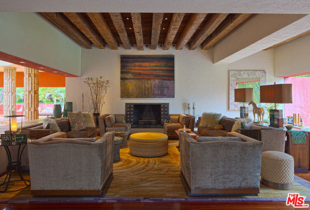 470 Layton Way, Los Angeles CA: https://media.crmls.org/mediaz/1ad709b6-73dc-43b4-af9f-cd1194bf762e.jpg