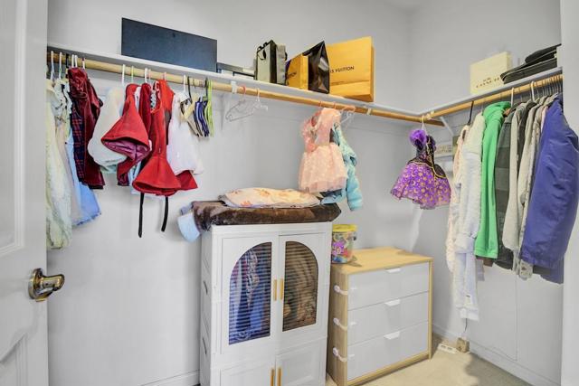 7934 Spanish Oak Circle, Gilroy CA: https://media.crmls.org/mediaz/1ad7ea6f-2a77-42b5-b7ea-5c50289f4842.jpg