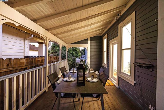 624 N 17Th St, San Jose CA: https://media.crmls.org/mediaz/1ad8caec-96f8-41d2-a7d8-8b850889d8eb.jpg