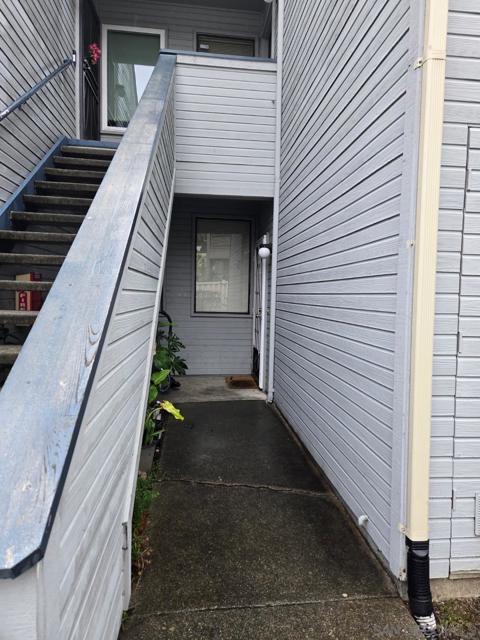3784 Stoneglen, Richmond CA: https://media.crmls.org/mediaz/1ad97e5a-47d1-439c-9c9a-af7398d2e0a1.jpg