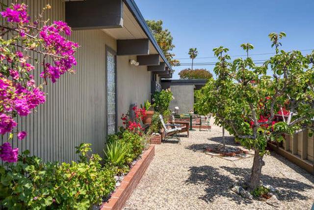 1751 Celeste Drive, San Mateo CA: https://media.crmls.org/mediaz/1ad9f8fe-c24a-40d7-bb6c-ab99590dbd3b.jpg