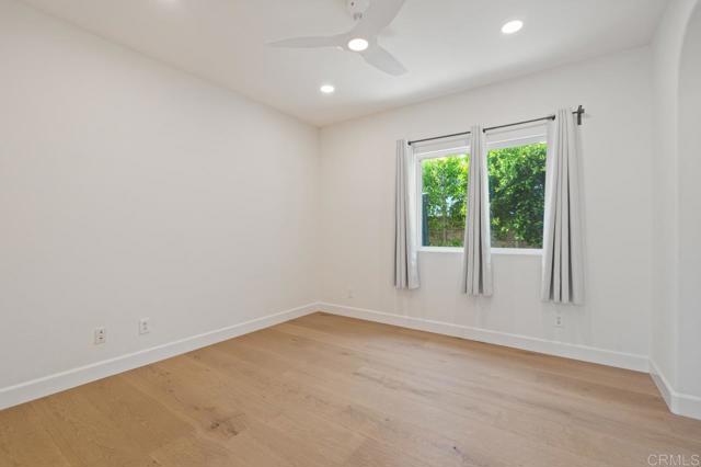 Detail Gallery Image 43 of 75 For 2327 Falkirk Row, La Jolla,  CA 92037 - 3 Beds | 3/1 Baths