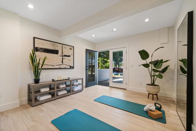 510 Darrell Road, Hillsborough CA: https://media.crmls.org/mediaz/1adb0b51-284f-4b1b-8fe0-e6b636eb1272.jpg
