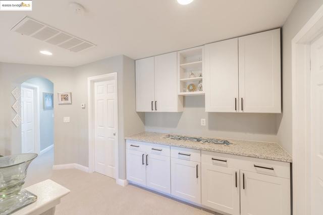 1856 Buck Mountain Court, Antioch CA: https://media.crmls.org/mediaz/1adbe3ad-6f76-4ee0-9f46-f21431eb8f81.jpg
