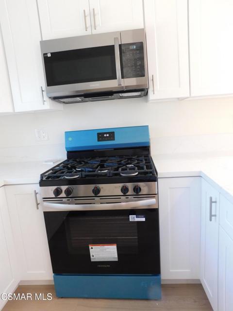 7452 Ponce Avenue, West Hills CA: https://media.crmls.org/mediaz/1adc2aac-2a8d-4b38-a319-3237895d2c17.jpg