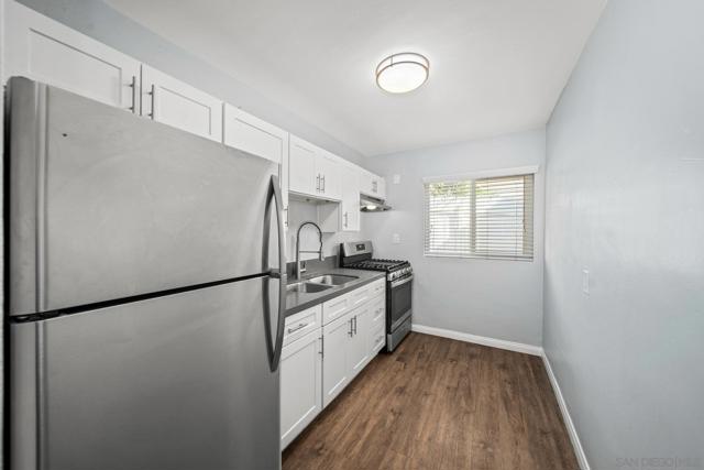 Image 16 of 26 For 1415 Grand Avenue