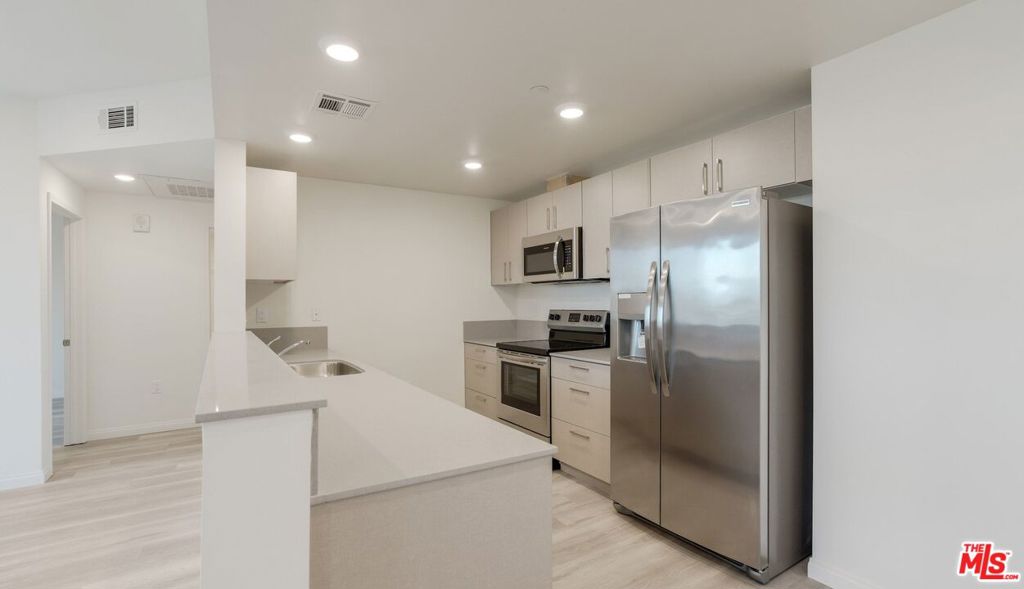 MLS #26946437 image #9