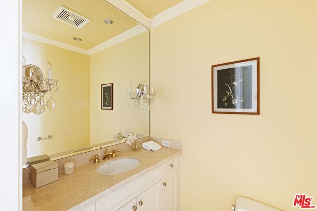 10727 Wilshire Boulevard, Los Angeles CA: https://media.crmls.org/mediaz/1addc38e-7159-4a81-b1b9-1a16566f634b.jpg