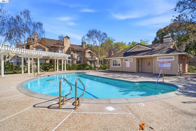 Image 27 of 28 For 5245 Tacoma Cmn