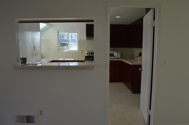 161 Edgewater Place, Pittsburg CA: https://media.crmls.org/mediaz/1adde0eb-b100-40ad-aef3-f5ab16f4b26e.jpg