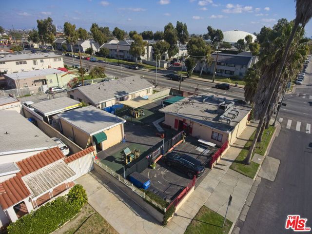 7861 S Normandie Ave, Los Angeles, CA 90044