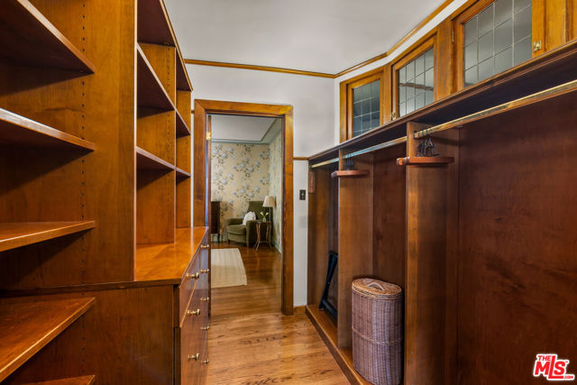 3162 2nd Avenue, San Diego CA: https://media.crmls.org/mediaz/1adea327-d9bc-4220-8f3b-b70181b8143d.jpg