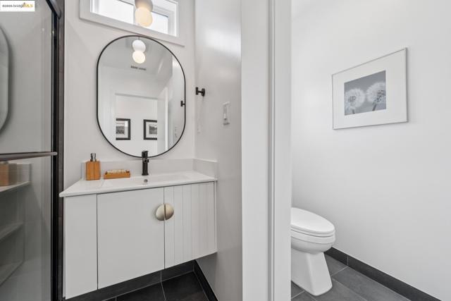 1207 Cedar St, Berkeley CA: https://media.crmls.org/mediaz/1adead5e-42a1-458f-b2ff-0b42de2382b1.jpg