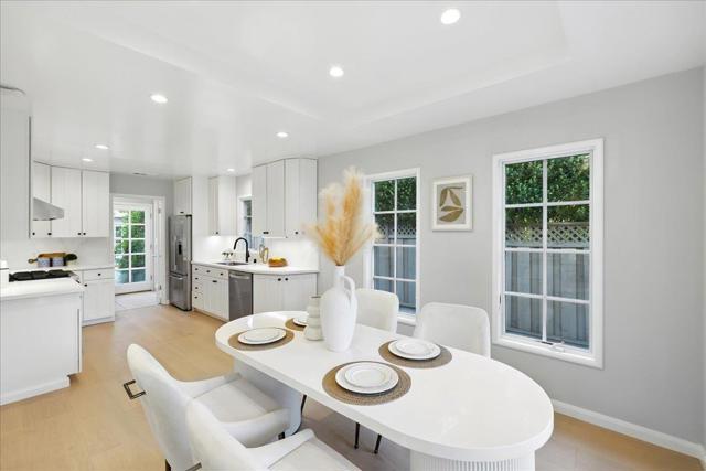 162 Del Monte Avenue, Los Altos CA: https://media.crmls.org/mediaz/1adebcf8-8a80-4889-9424-a804715ce2e2.jpg