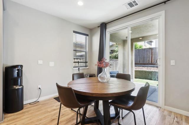 545 Shearwater Street, Hollister CA: https://media.crmls.org/mediaz/1adeda38-cbad-4b07-a8fa-c08494f9680a.jpg