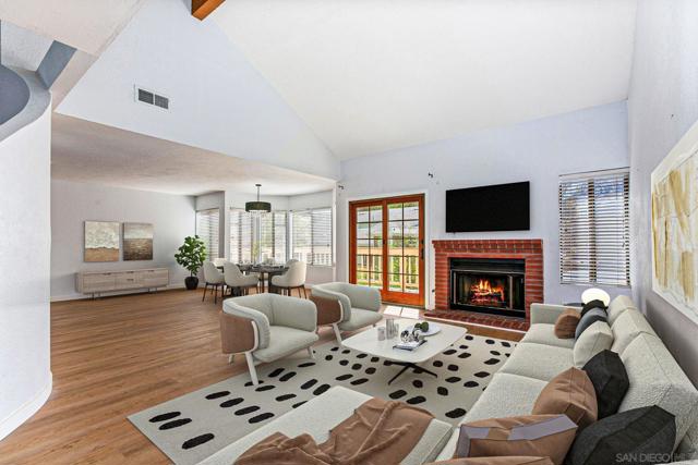 427 Conifer Glen, Escondido CA: https://media.crmls.org/mediaz/1adef6a2-cf8b-4b4d-8368-a3b4e92ec976.jpg