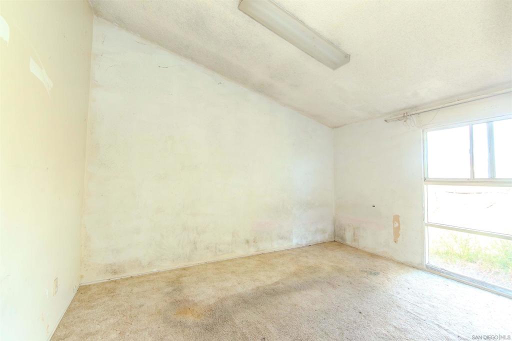 2564 Marathon Dr - photo 14