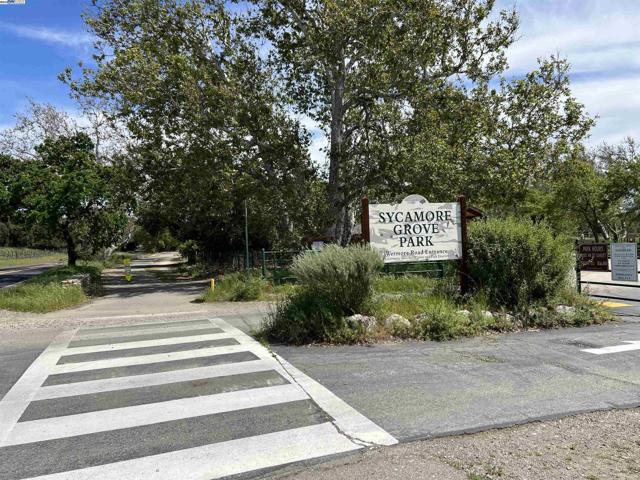 3043 Picholine Dr, Livermore CA: https://media.crmls.org/mediaz/1ae0bc95-86d5-416a-934c-bc5459e6d836.jpg