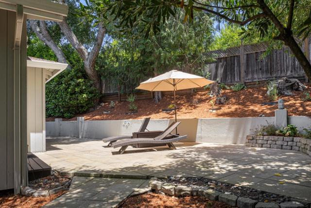 22 Quien Sabe Road, Scotts Valley CA: https://media.crmls.org/mediaz/1ae0c065-8b51-4cb0-b785-761c9dadac79.jpg