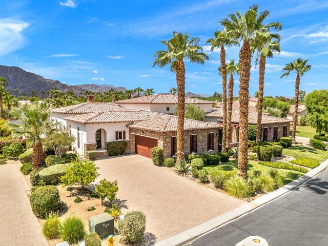 54195 Alysheba Drive, La Quinta CA: https://media.crmls.org/mediaz/1ae0dfd0-182b-4a21-a85b-443d0630c138.jpg