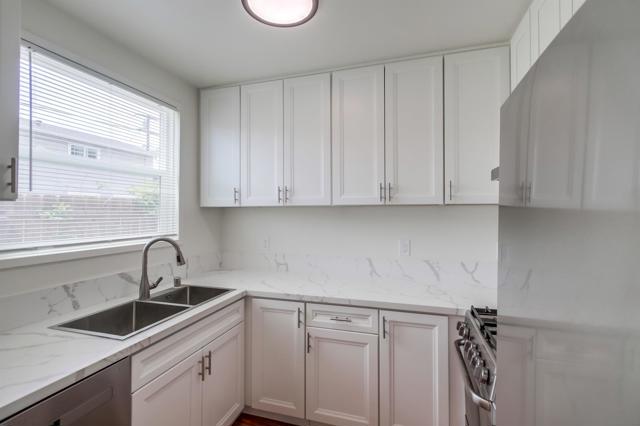 4530 4536 38Th St, San Diego CA: https://media.crmls.org/mediaz/1ae16234-b702-4ba3-92da-76ac45e23a10.jpg