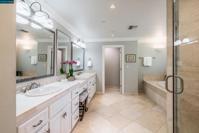 Image 30 of 59 For 45 Laird Dr  
