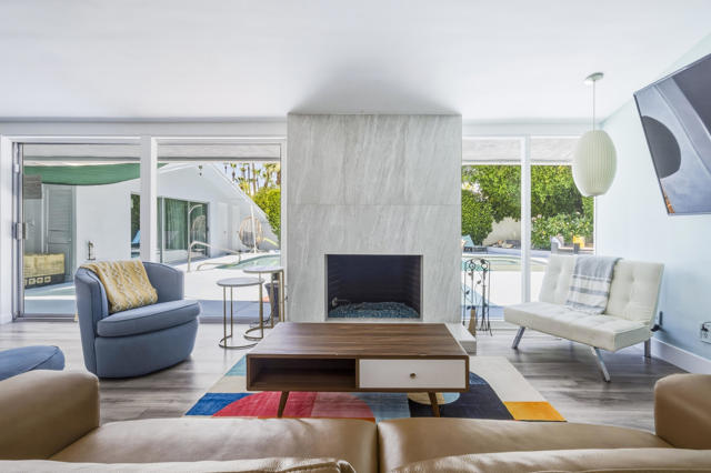 1890 S Navajo Drive, Palm Springs, CA 92264