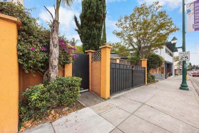 22519 Main St, Hayward CA: https://media.crmls.org/mediaz/1ae32783-78f0-47fd-8535-86da7fe14fc0.jpg