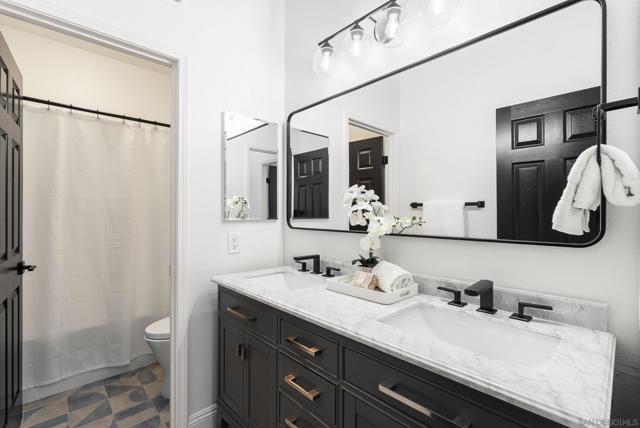 Image 29 of 64 For 7393 Portage Way