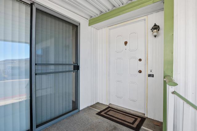 Detail Gallery Image 6 of 47 For 1506 Oak Drive #93,  Vista,  CA 92084 - 2 Beds | 2 Baths