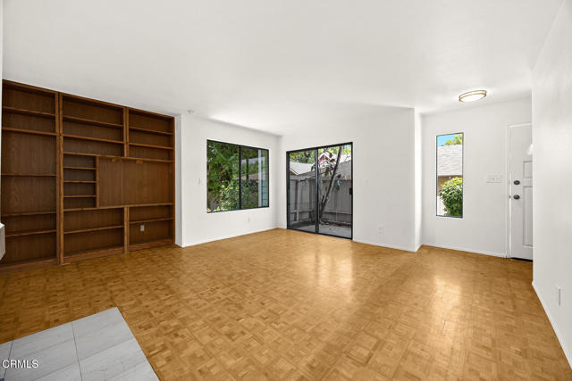 Detail Gallery Image 4 of 27 For 441 Maple Way #6,  Pasadena,  CA 91101 - 2 Beds | 2/1 Baths