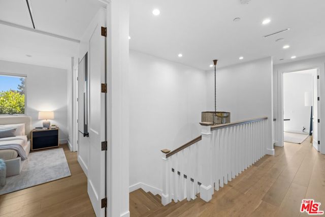 2590 Amherst Avenue, Los Angeles CA: https://media.crmls.org/mediaz/1ae5164f-130c-46d6-a8bf-16b6e0934a01.jpg