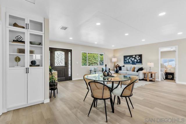 13725 Adrian St, Poway CA: https://media.crmls.org/mediaz/1ae59ee3-7272-4571-a646-ce70e35220d6.jpg