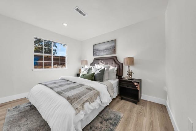 1539 E San Fernando Street, San Jose CA: https://media.crmls.org/mediaz/1ae651e8-9cf0-4abe-a09a-eef6559ce3f4.jpg
