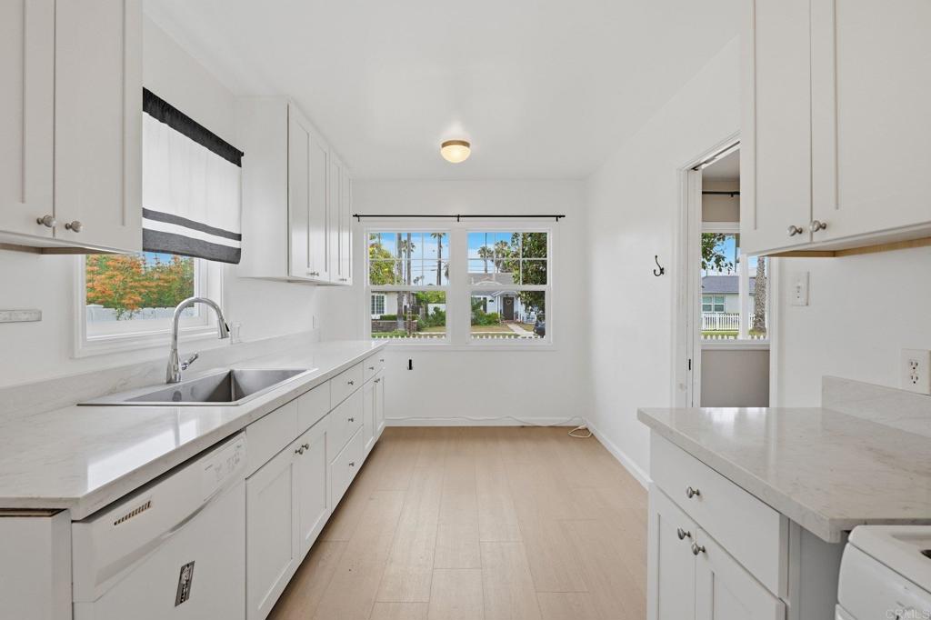1819 Tremont Street - photo 9