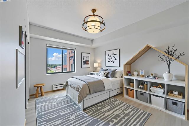 988 Franklin St, Oakland CA: https://media.crmls.org/mediaz/1ae6ee81-bc71-431b-b7ea-ddacd9e86ce2.jpg